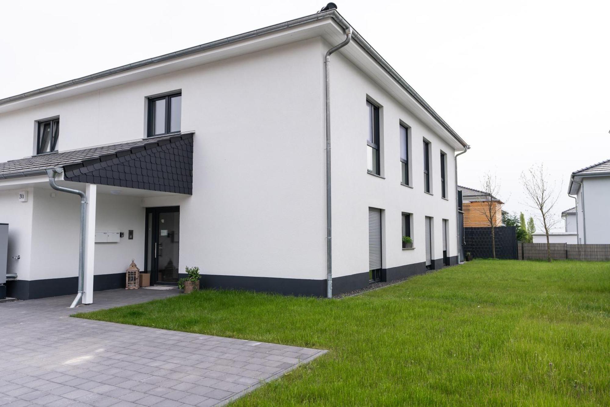 Moderne & Familienfreundliche Ferienwohnung Am Goitzschesee Pouch エクステリア 写真